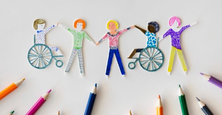 multi-ethnic-disabled-people-community-with-pencils
